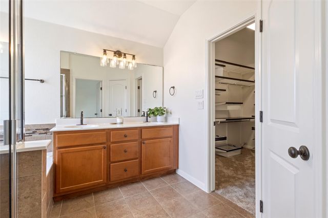 422 Village Commons BLVD, Georgetown, TX 78633