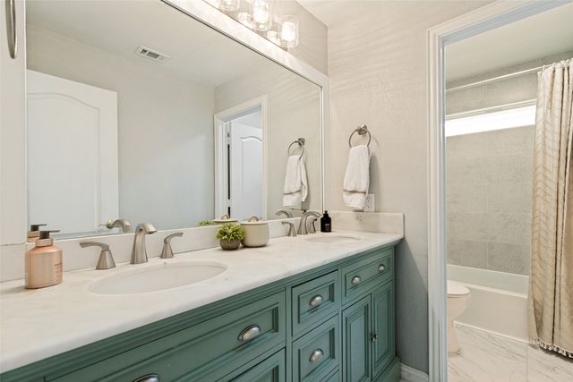8608 Clear Sky Drive, Plano, TX 75025
