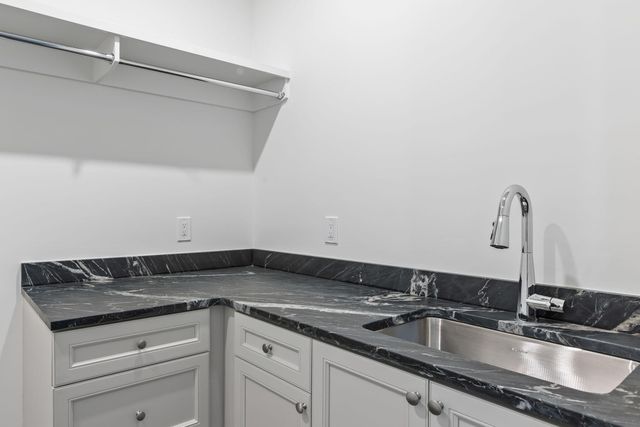 747 Hill Street, Mount Pleasant, SC 29464