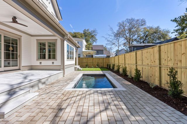 747 Hill Street, Mount Pleasant, SC 29464