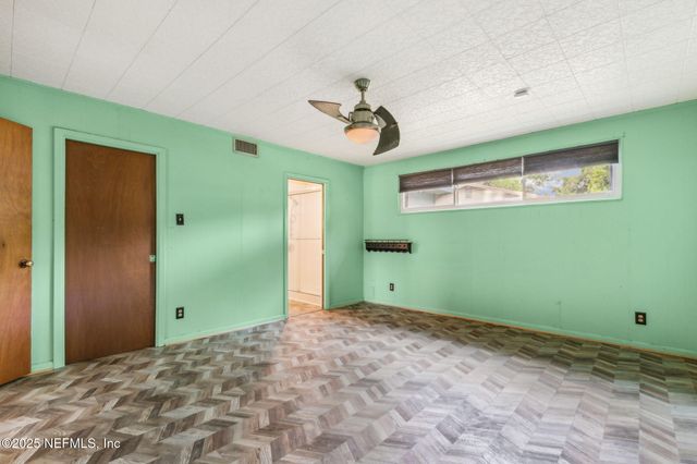5642 BRADSHAW Street, Jacksonville, FL 32277