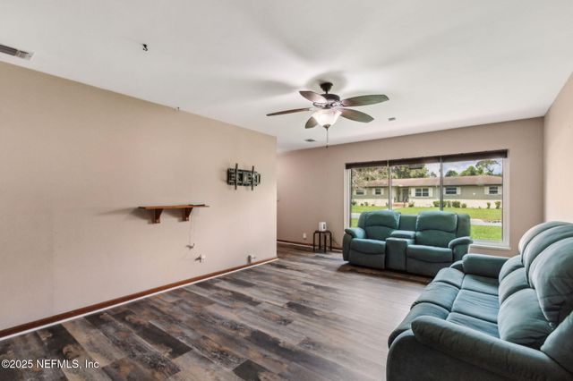 5642 BRADSHAW Street, Jacksonville, FL 32277