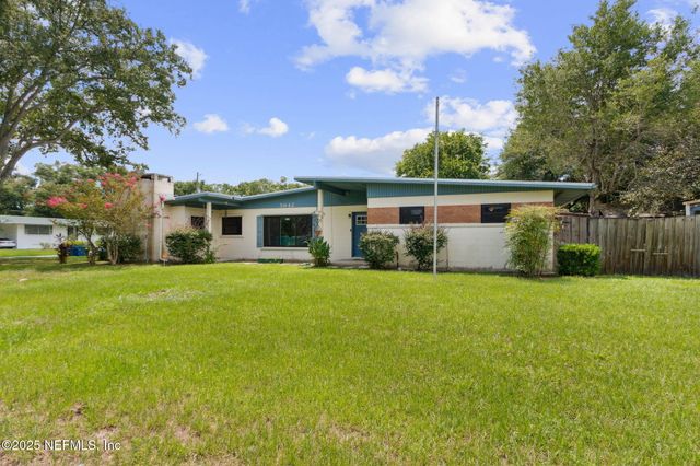 5642 BRADSHAW Street, Jacksonville, FL 32277