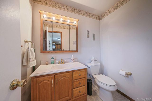 61 Arpage Drive E, Shirley, NY 11967