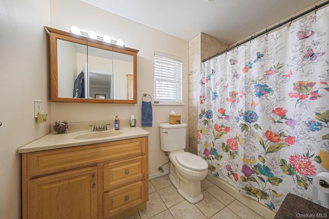 61 Arpage Drive E, Shirley, NY 11967