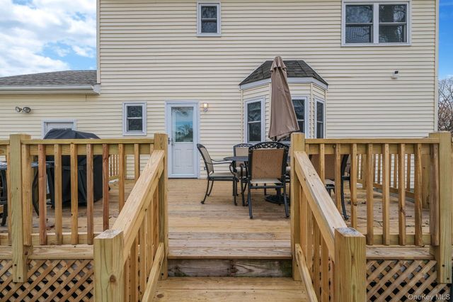 61 Arpage Drive E, Shirley, NY 11967