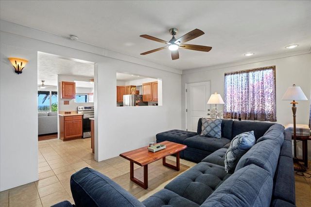 110 Kahiapo Pl, Haiku, HI 96708