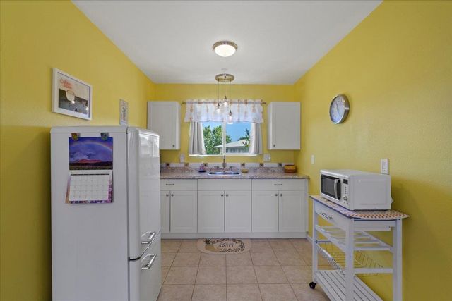 110 Kahiapo Pl, Haiku, HI 96708