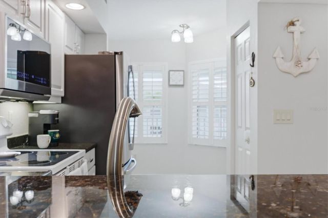 5725 GREENWOOD AVENUE 7203, North Port, FL 34287