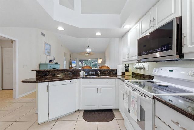 5725 GREENWOOD AVENUE 7203, North Port, FL 34287