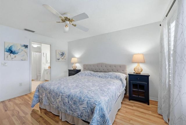 5725 GREENWOOD AVENUE 7203, North Port, FL 34287