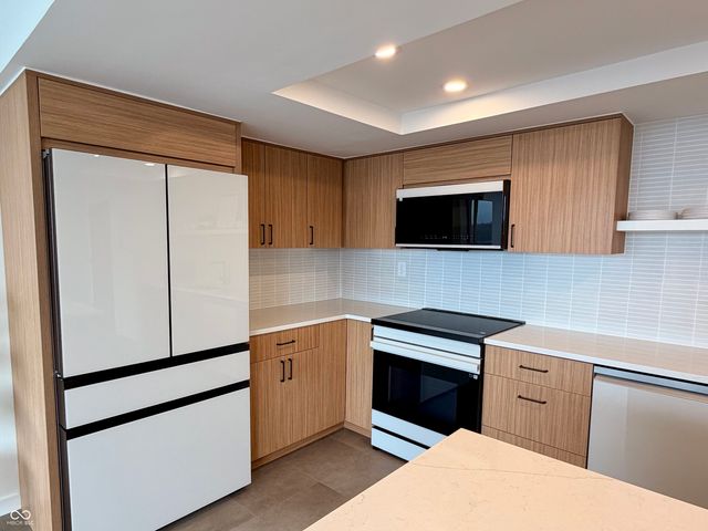 4000 N Meridian Street 14A, Indianapolis, IN 46208