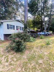2749 Shelley Lane, Ellenwood, GA 30294