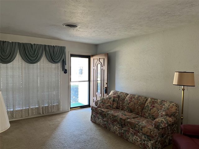 1731 Buena Vista Street, Mesquite, TX 75149