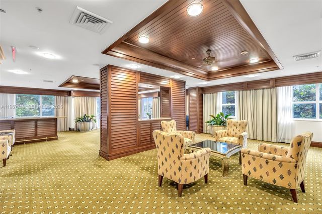 19501 W Country Club Dr 2611, Aventura, FL 33180