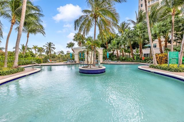 19501 W Country Club Dr 2611, Aventura, FL 33180