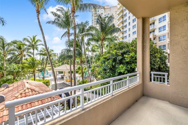 19501 W Country Club Dr 2611, Aventura, FL 33180