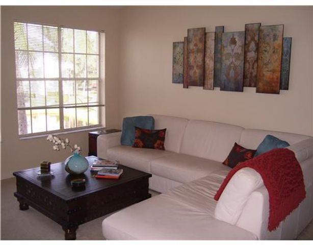 6355 La Costa Drive L, Boca Raton, FL 33433