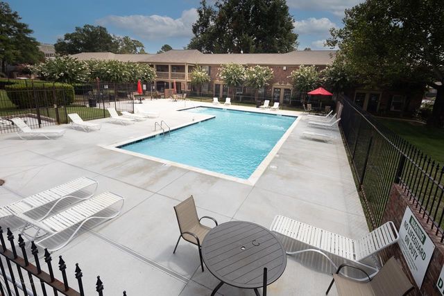 1205 Bristol Dr Apt 18, Memphis, TN 38119
