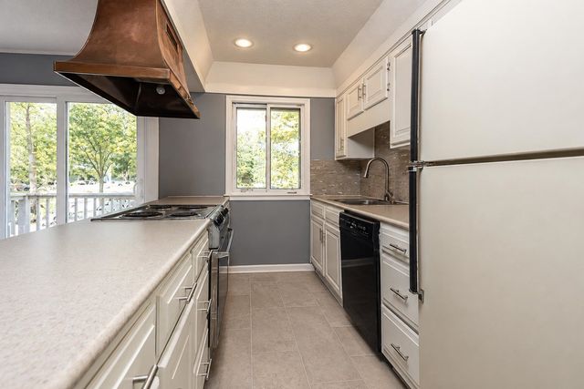 1205 Bristol Dr Apt 18, Memphis, TN 38119
