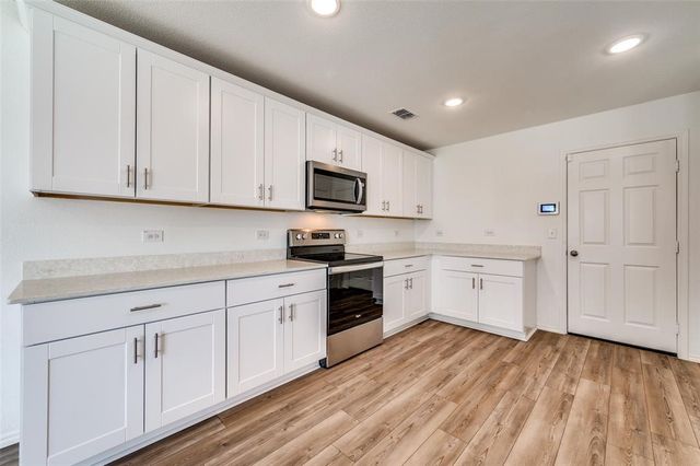 845 Poppy Cove Lane, Princeton, TX 75407