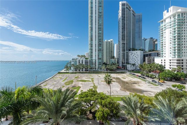 1155 Brickell Bay Dr 609, Miami, FL 33131
