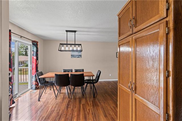 805 W Royle Street, Richmond, MO 64085