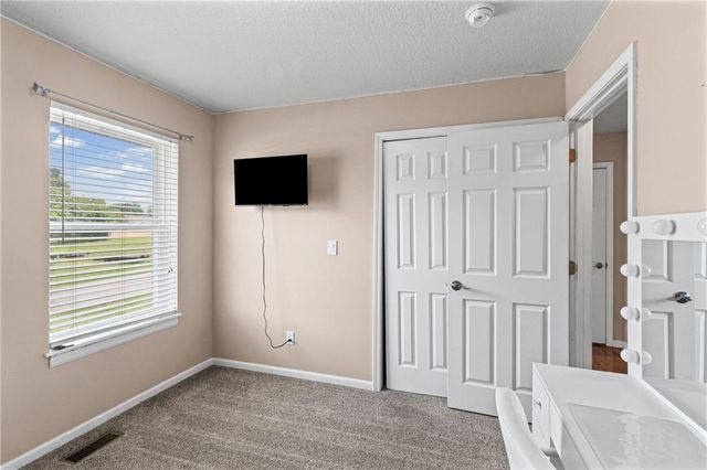 805 W Royle Street, Richmond, MO 64085