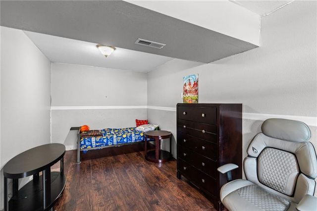 805 W Royle Street, Richmond, MO 64085