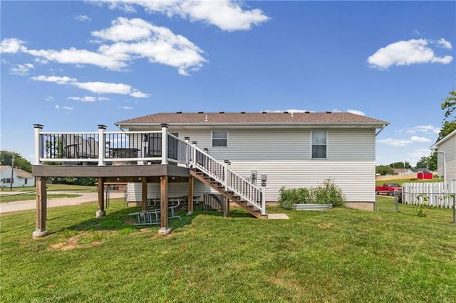 805 W Royle Street, Richmond, MO 64085