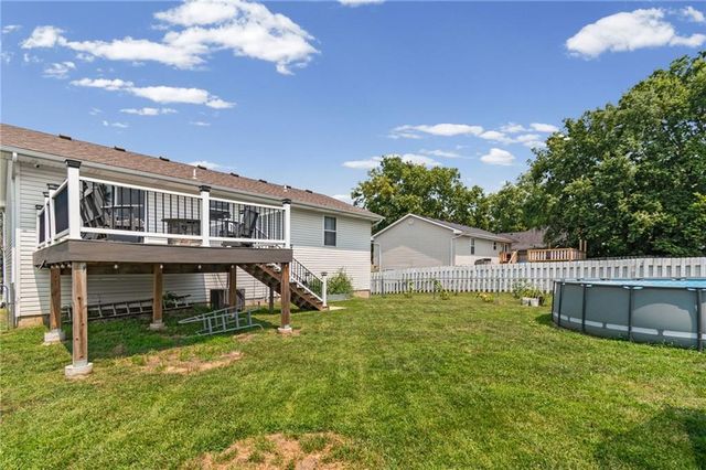 805 W Royle Street, Richmond, MO 64085