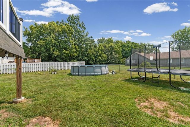 805 W Royle Street, Richmond, MO 64085