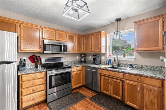 805 W Royle Street, Richmond, MO 64085