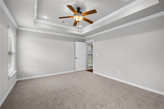 404 W Gillian Avenue, Rogers, AR 72758