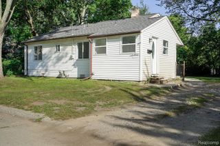 31842 Bay Court, Westland, MI 48186