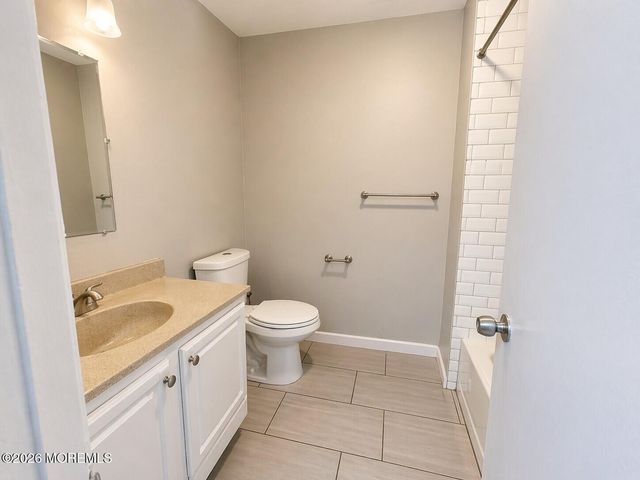 48 Morton Avenue, Monroe, NJ 08831