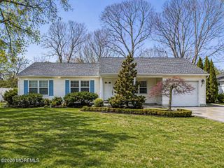 48 Morton Avenue, Monroe, NJ 08831