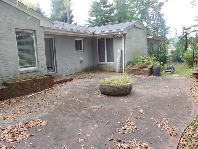 101 Lansdell Drive Drive, Gaffney, SC 29340