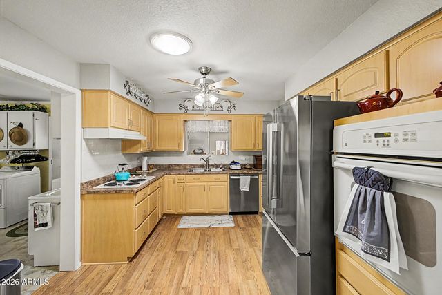 6104 E BOSTON Street, Mesa, AZ 85205