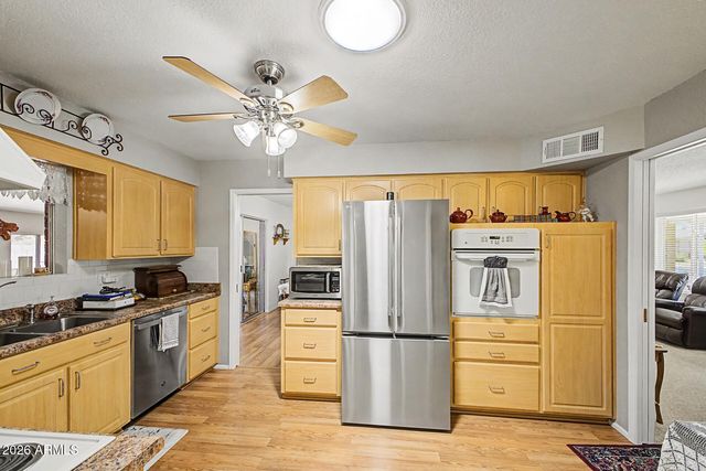 6104 E BOSTON Street, Mesa, AZ 85205