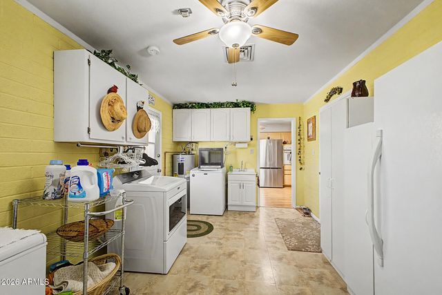 6104 E BOSTON Street, Mesa, AZ 85205