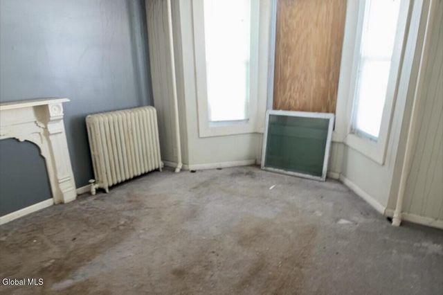 290 3rd Street, Albany, NY 12206