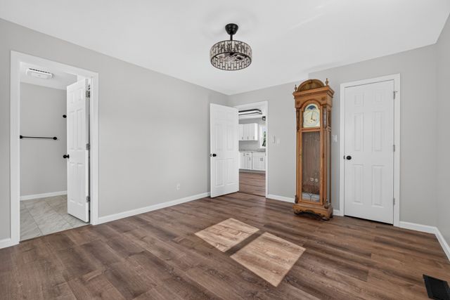 2054 Robinson Rd, Smithville, TN 37166