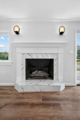 2054 Robinson Rd, Smithville, TN 37166