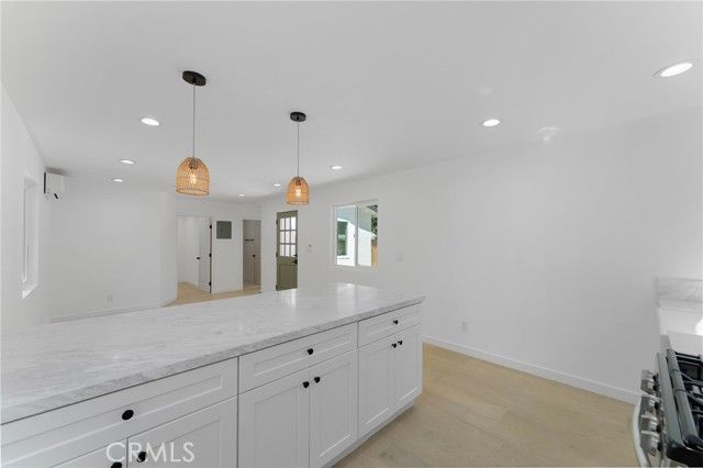 2740 S Sycamore Avenue, Los Angeles, CA 90016