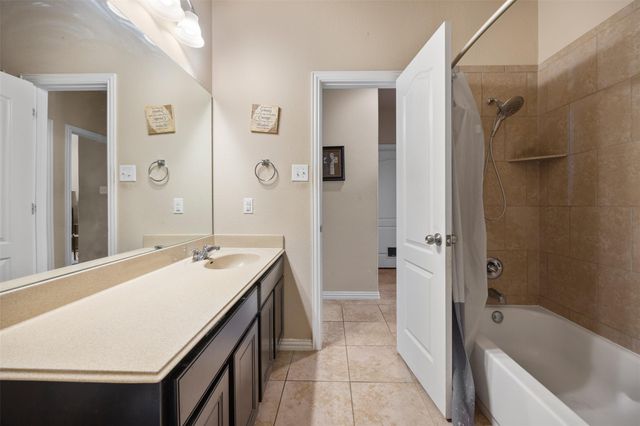 258 Snow Owl HOLW, Buda, TX 78610