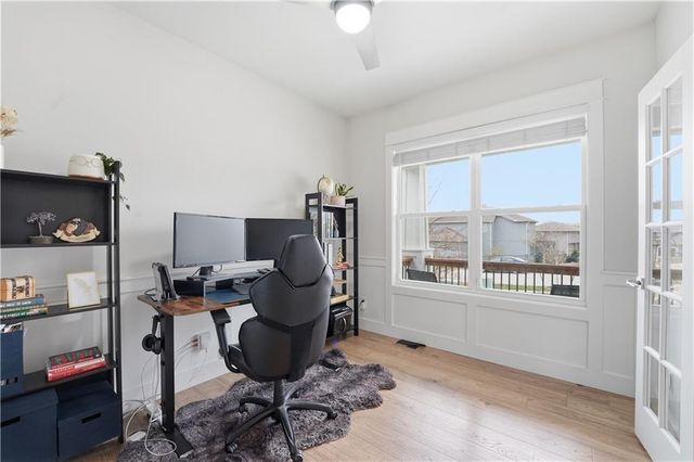 12573 S Sunray Drive, Olathe, KS 66061