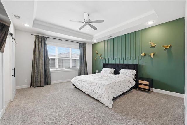 12573 S Sunray Drive, Olathe, KS 66061