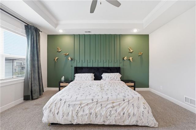 12573 S Sunray Drive, Olathe, KS 66061