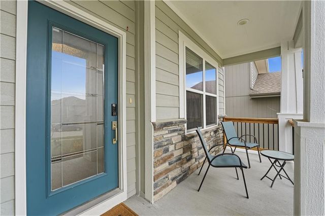 12573 S Sunray Drive, Olathe, KS 66061